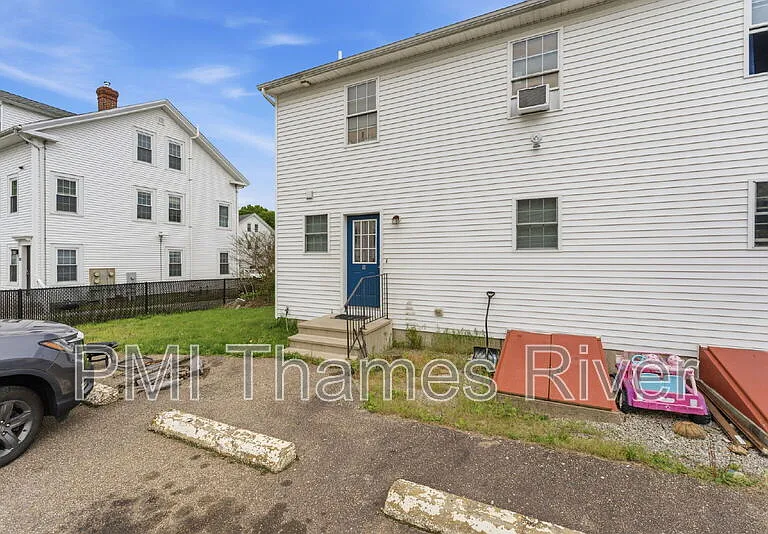 16 Central St — Photo 31