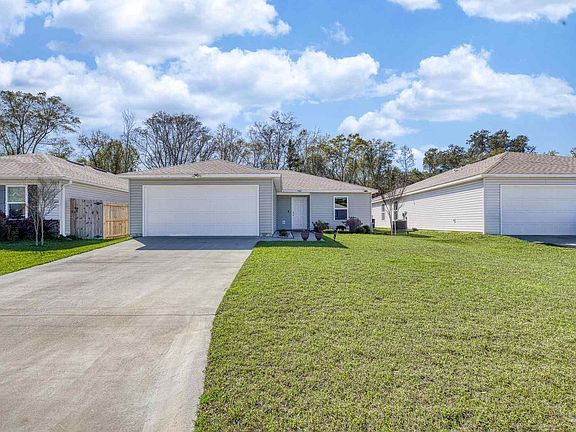 3rd image of 7821 Maxton Rd