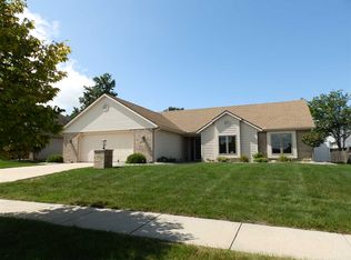 8931 Hickory Glen Trl, Fort Wayne, IN 46825