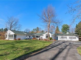 390 Bedford Rd, Chappaqua, NY 10514