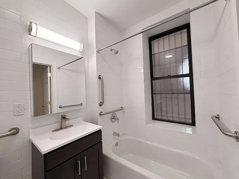 581 W 161st St #1 — Photo 8