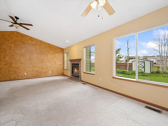 3rd image of 401 Nokomis Ct