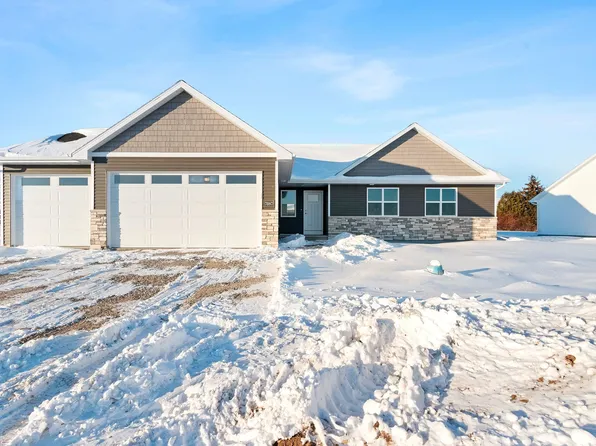 W7087 Jaclyn Ln, Greenville, WI 54942
