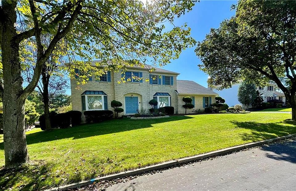 1761 Victoria Cir Allentown PA Zillow