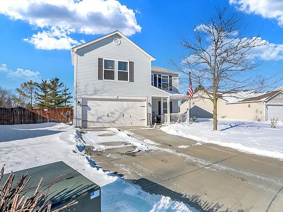 2nd image of 5612 N Peppereel Way