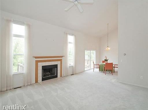 3401 Strand 4