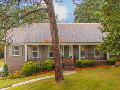 1308 Parliament Ln, Vestavia Hills, AL, 35216