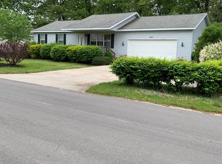 3977 Hess St, Norton Shores, MI 49444