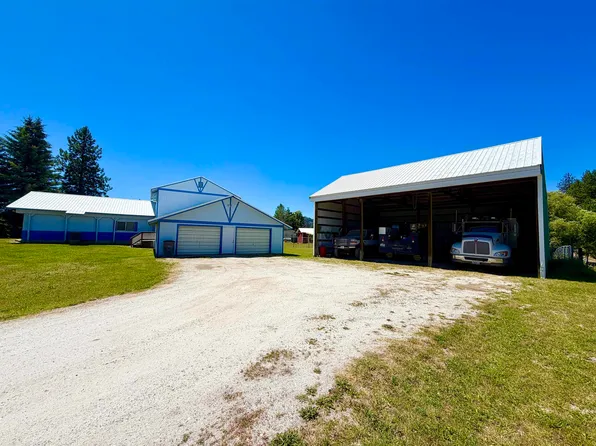 3359 Thompson Rd, Valley, WA 99181