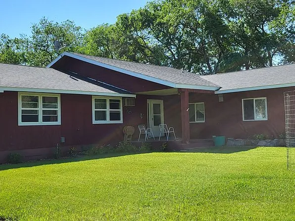 1404 Road 4, Powell, WY 82435