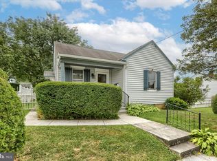 742 W Cherry St, Palmyra, PA 17078