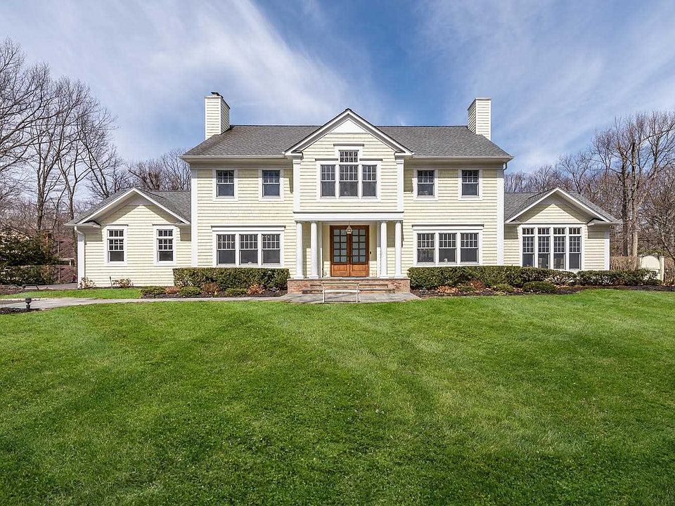 1st image of 5 Pheasant Ln