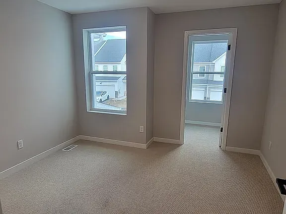 10363 Glacier Ln N — Photo 14