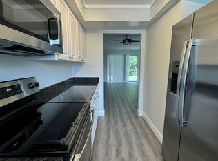 3701 Webber St #211, Sarasota, FL 34232