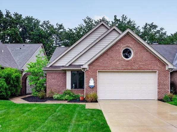 12055 Waterford Ln, Carmel, IN 46033