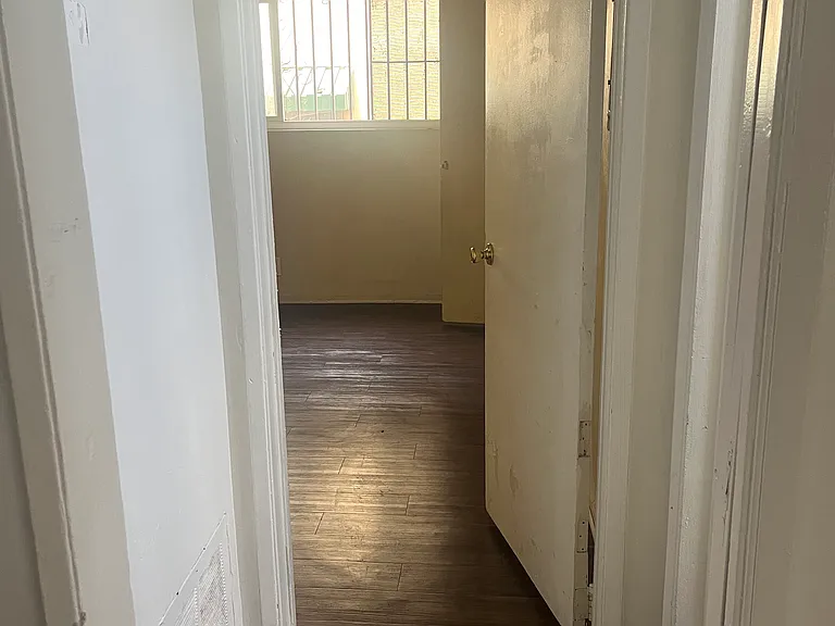 275 Lucas Ave #11 — Photo 9