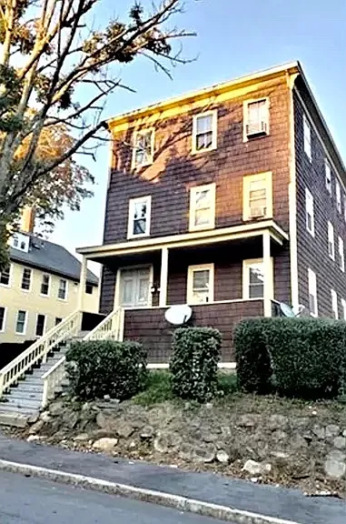 211 Vernon St #3 — Photo 1
