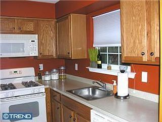 1st image of 302 Jasper Ct