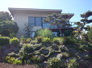 5633 SW Orleans St, Seattle, WA 98116