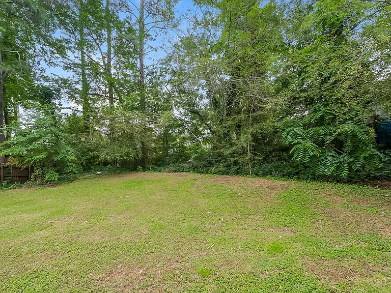3824 Princess Ct — Photo 17