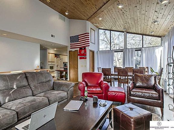 5th image of 1415 S 76th St #1