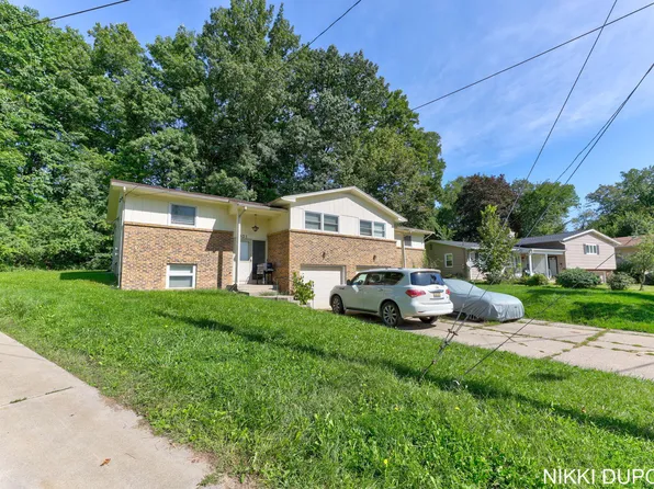 2931-2933 Okemos Dr SE, Grand Rapids, MI 49506