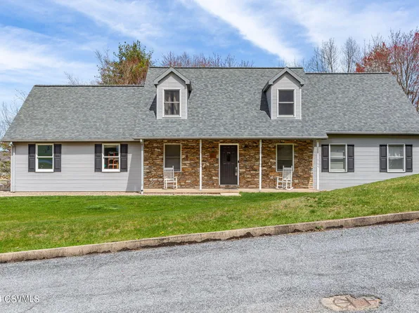 93 Valley Green Dr, Danville, PA 17821