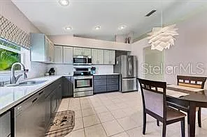 4510 Sanibel Way — Photo 4