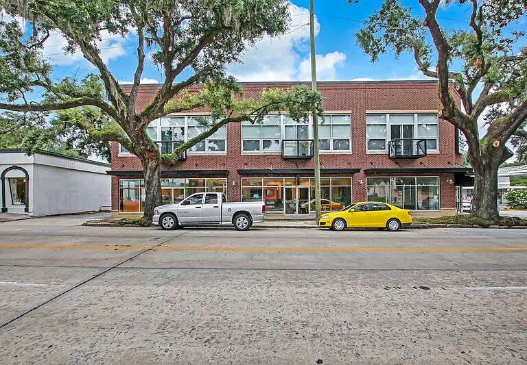 2514 Abercorn St #205 — Photo 1