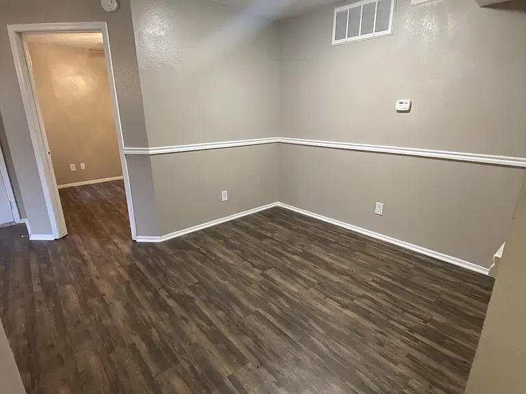 Walnut Creek Apartments — Photo 106