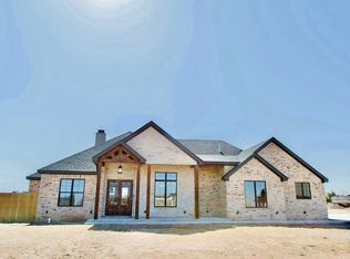 7211 W 12th St, Plainview, TX 79072