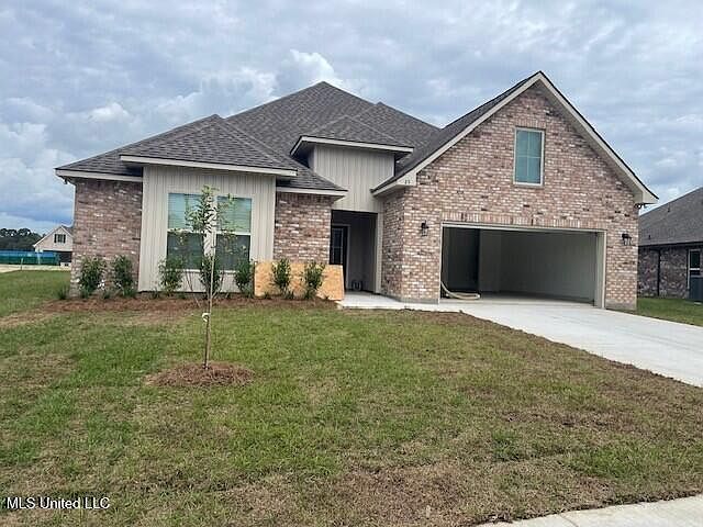 1st image of 25 Alexandria Grace Dr