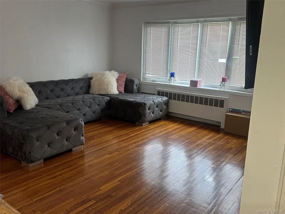 61 Astor Pl