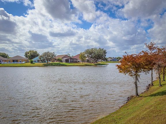 5th image of 2333 Anhinga Dr