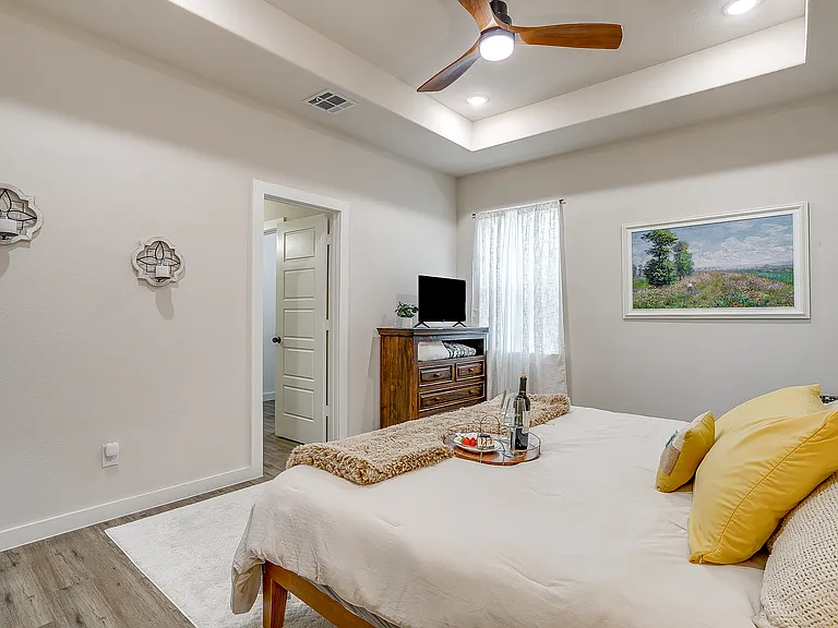 5626 Barkridge Dr — Photo 24