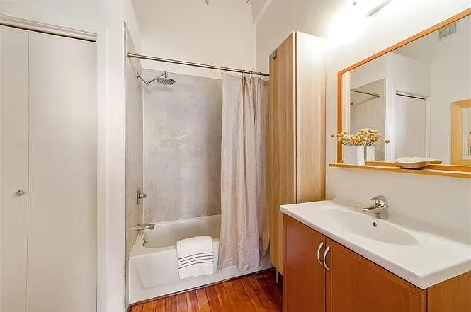 1018 4th Ave #301 — Photo 3