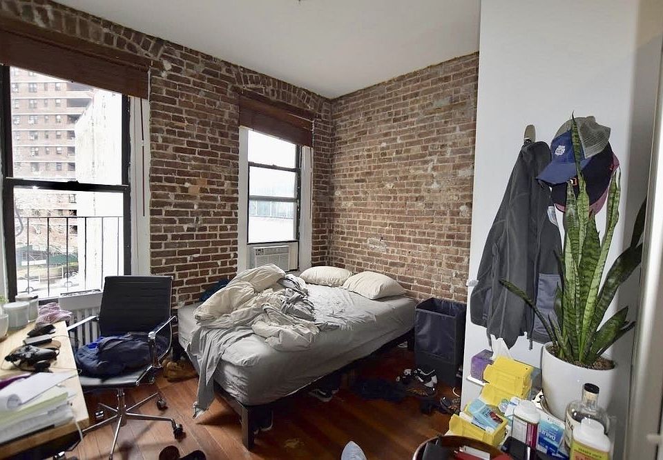 1st image of 191 Henry St APT 13