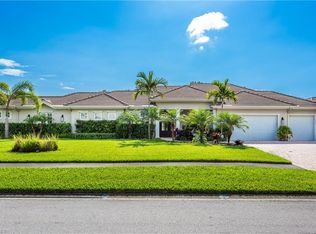 6578 Ridgewood Dr, Naples, FL 34108