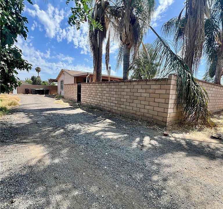 1st image of 31361 Murrieta Rd