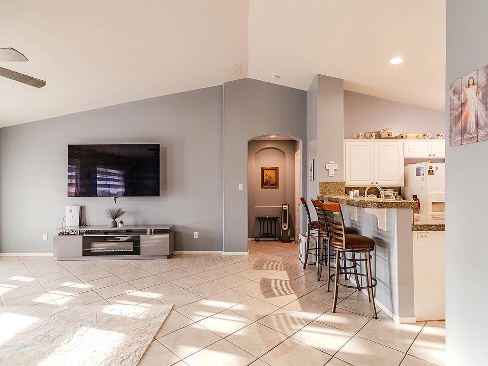 yuma  ef99dfc3fc42fe2aa00eada83c7360