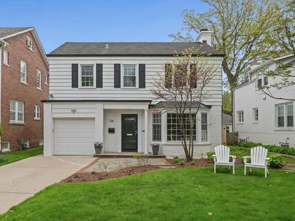 108 17th St, Wilmette, IL 60091