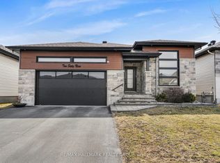 1069 Diamond St, Clarence Rockland, ON K4K0H7