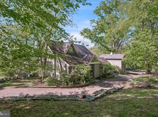 8901 Montgomery Ave, Wyndmoor, PA 19038