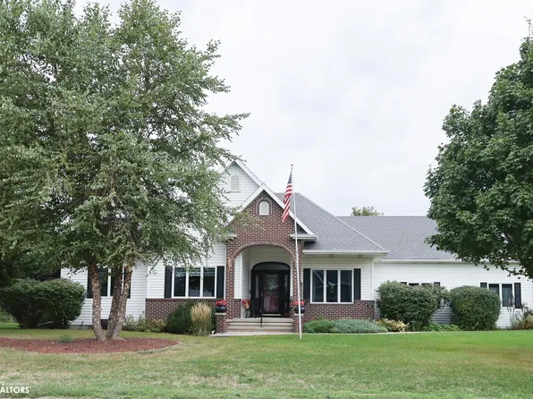 1101 Kamen Dr, Webster City, IA 50595