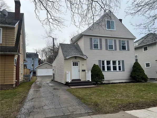 93 Falleson Rd, Rochester, NY 14612