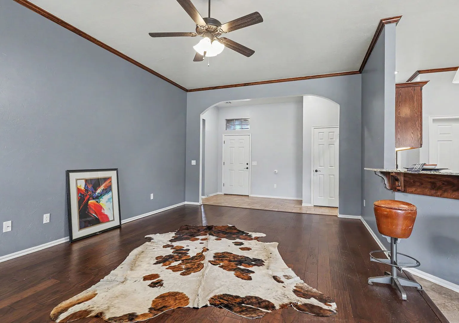 Great 4 Bed in Yukon with 3 Car Garage — Photo 4
