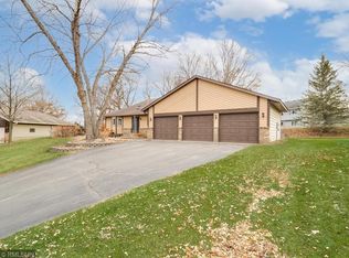 2596 Upper 64th Ct E, Inver Grove Heights, MN 55076