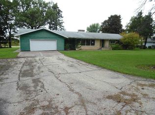 7255 Middle Rd, South Beloit, IL 61080