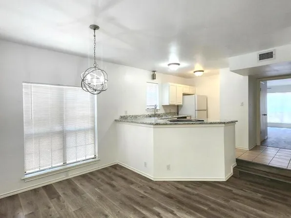 8611 Datapoint Dr #73, San Antonio, TX 78229