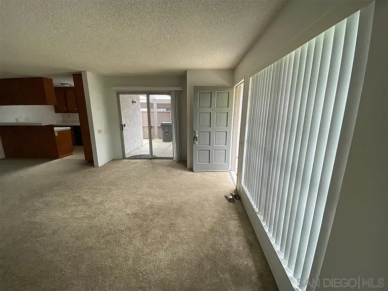 4354 Vision Dr — Photo 4